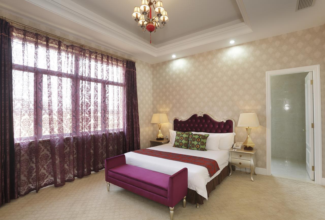 President Hotel At Umodzi Park Лілонґве Екстер'єр фото